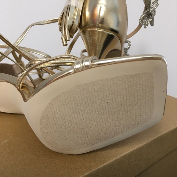 Steve Madden Gold Heels with Silver Floral Accents - Picture 5 of 6